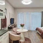 Carbona Mona Lila