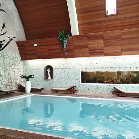 Carbona Mona Lila Appartement Hévíz