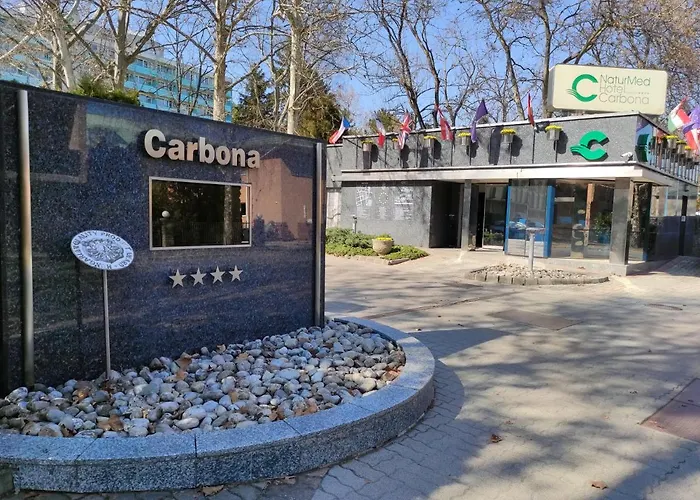 Carbona Mona Lila Апартаменты